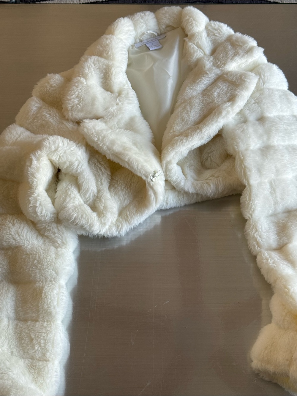 Charlotte Russe Ivory Faux Fur Cropped Jacket